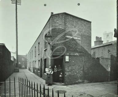 Lant Place c1914.   X.png