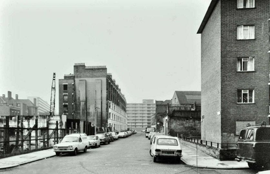 Munton Road, looking from Balfour street 1976. On the right is Edison house and you can see Victory school over to the left.  X..png