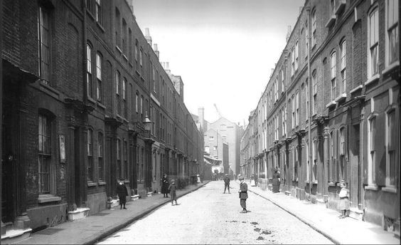 Mayflower St,Rotherhithe,1914..jpg