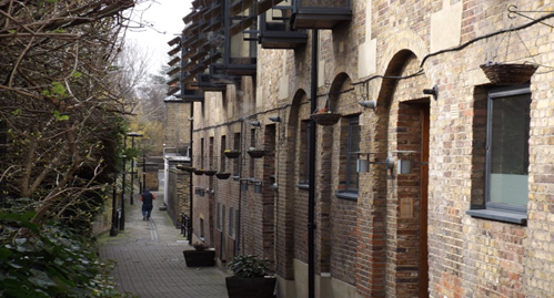 Gulliver Street, The Thames Path at present follows Randall Rents, c2020.  X..png