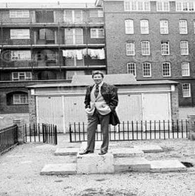Swan Road, Max Bygraves with Winchester House behind. My brother Bob and family lived in the flat above the washing.  X. (2).jpg