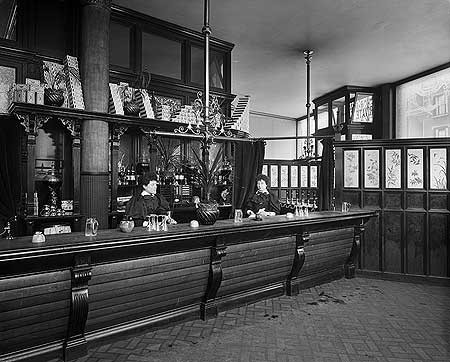 Tower Bridge Hotel,Bar  X.jpg