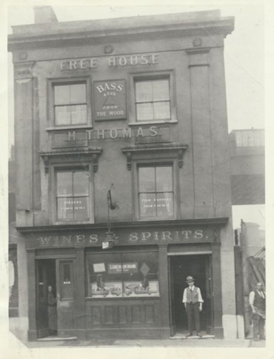 Gambia Street, Hop Pole, c1922, landlord H Thomas. X..png