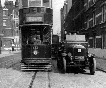 Southwark Bridge Road, outside the headquarters of the London Fire Brigade c1935..2 jpg.jpg