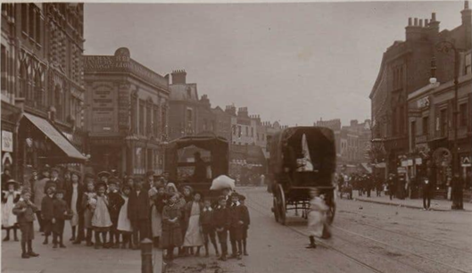 Westmoreland Road the other side of The Red Lion Pub left. Arnside Street this side of the pub.  X. (2).png