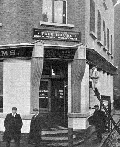 Bankside, The Waterman Arms, Southwark, roughly where the Tate Modern is today. (Thames Side).  X. (2).jpg