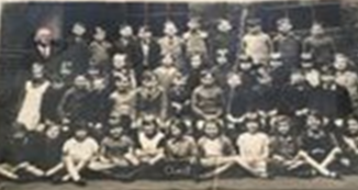 Larcom Street, St Johns School C1930.   X. (2).png