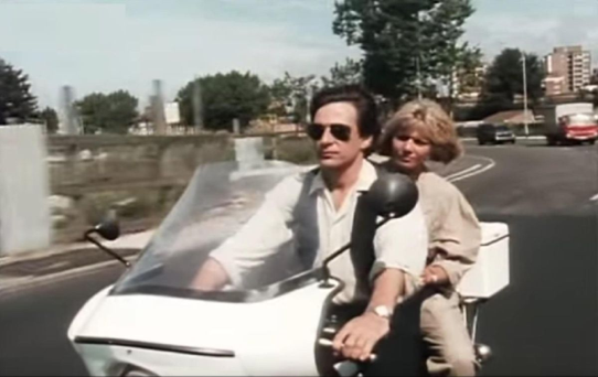 Film Blind Eye 1984 Dempsey and Makepeace, being Filmed in Ilderton Road, South Bermondsey.  X..png