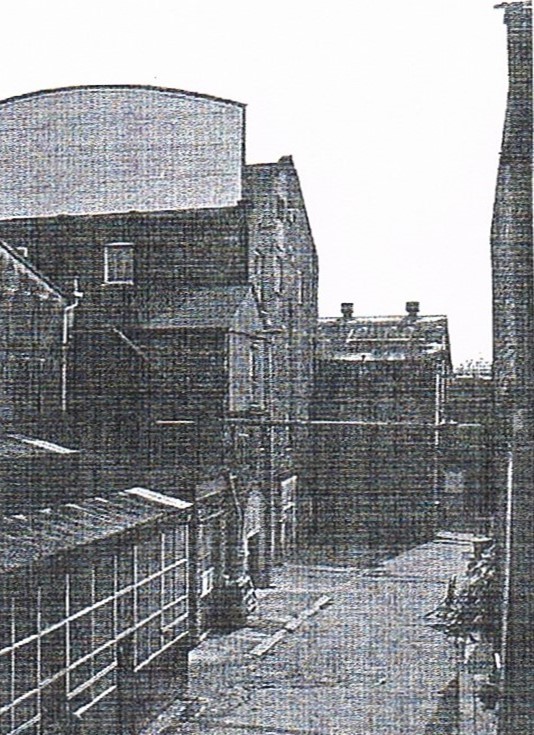 Roper Lane, Sarsons Vinegar. The tall building with the hoarding is the stove.  X..jpg