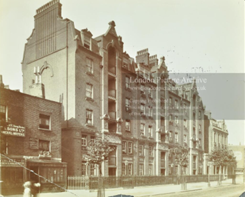 Borough Road, Murphy's Buildings (now Murphy House) c1901. 1 X..png