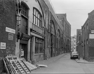 Stoney Street, Winchester Walk right, Clink Street far end.  X..jpg