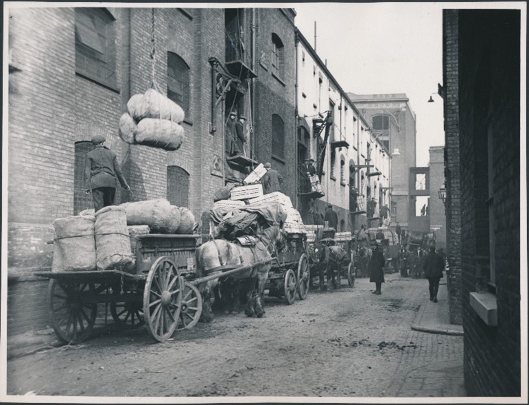 Potters Field, looking towards Pickle Herring Street and Mark Browns Warehouse, far-end left. X..jpg