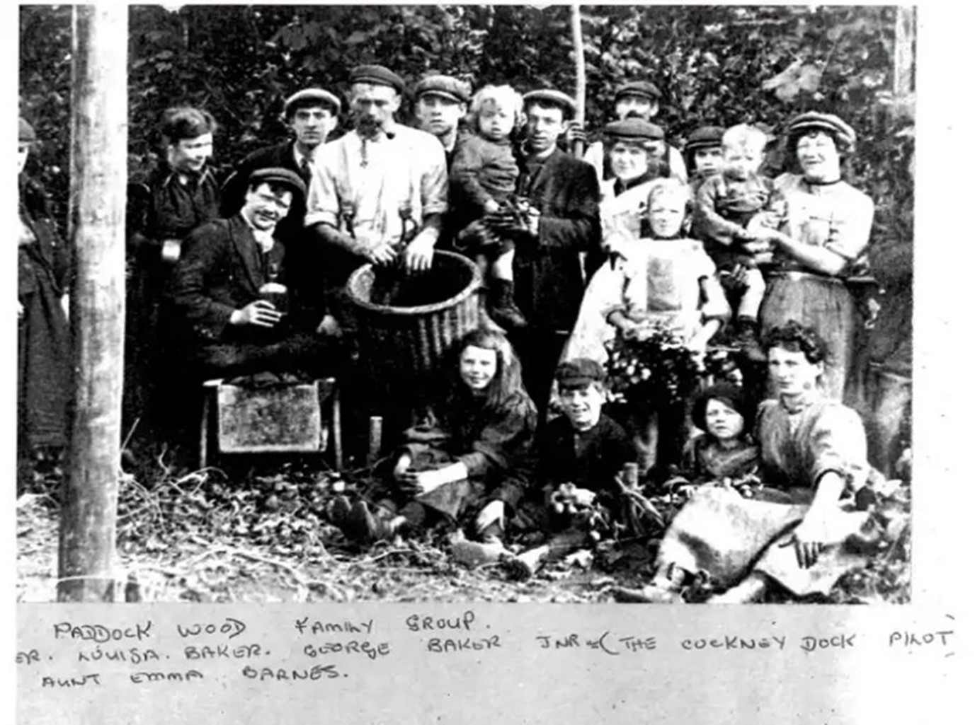 BERMONDSEY HOP-PICKERS.   X..jpg