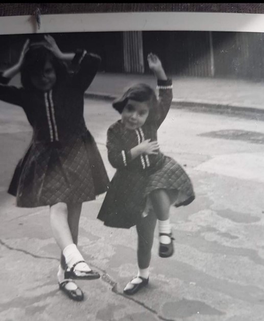 Inville Road, outside number 100. 1.  X..jpg