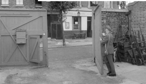 Plough Way, The Commercial Dock Tavern. Clip from the 1959 TV series 'Dial 999'.  X.png