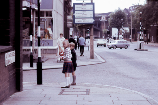 Tower Bridge Road c1960, Queen Elizabeth Street left, Sarsons Vinegar on the right.  X..png