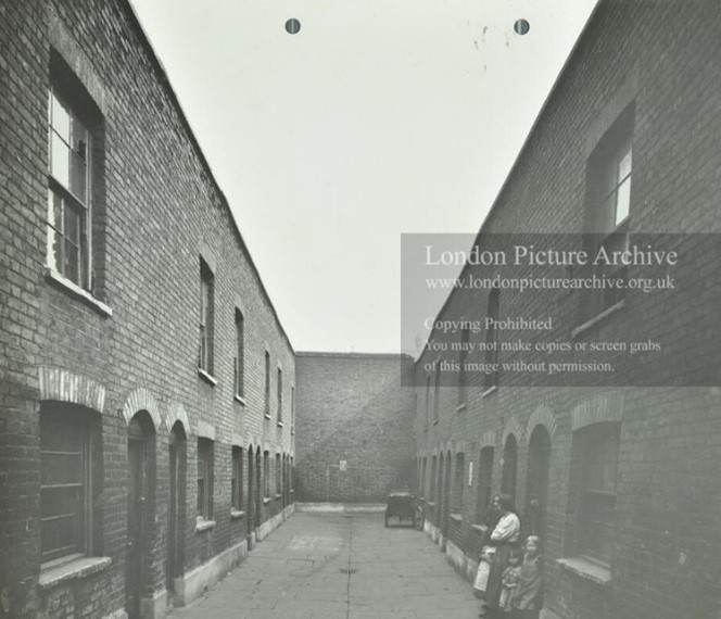 Henry Place, Tabard Estate, Southwark, Henry Place no longer exists; it was situated between Pilgrimage Street and Southall Place. c1913.    1 .jpg