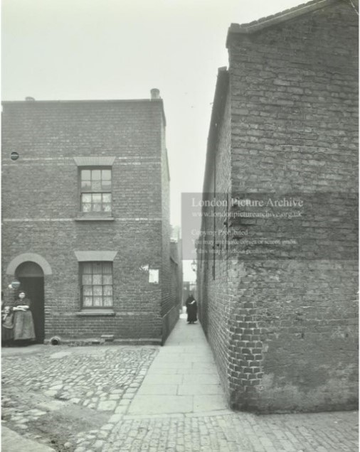 Henry Place, Tabard Estate, Southwark, seen from Southall Place. Henry Place no longer exists; C1913.  4. .jpg