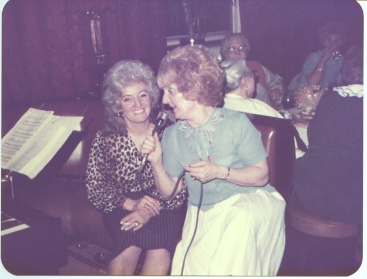 New Kent Road, Crown & Anchor Pub.   X..jpg