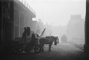4. ARCH STREET Elephant & Castle 1949.  X.jpg
