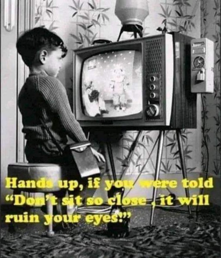 Not me, we never had electricity in Guinness Buildings, Pages Walk till the 60s,so no TV.   X..jpg