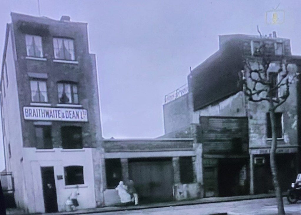 Rotherhithe street, Rotherhithe SE16, 1959.    X..jpg
