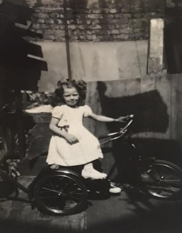Lancaster Street,  Lorraine Margiotta aged 4, in the Yard..jpg