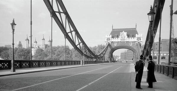 Tower Bridge, c1945.  1   X..jpg