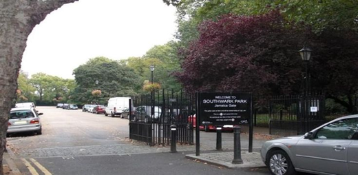 Southwark Park, Jamaica Gate Entrance.   X..png
