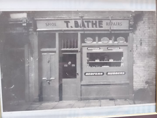 Hornby Road, c1952. Opposite the Imperial pub. X..png