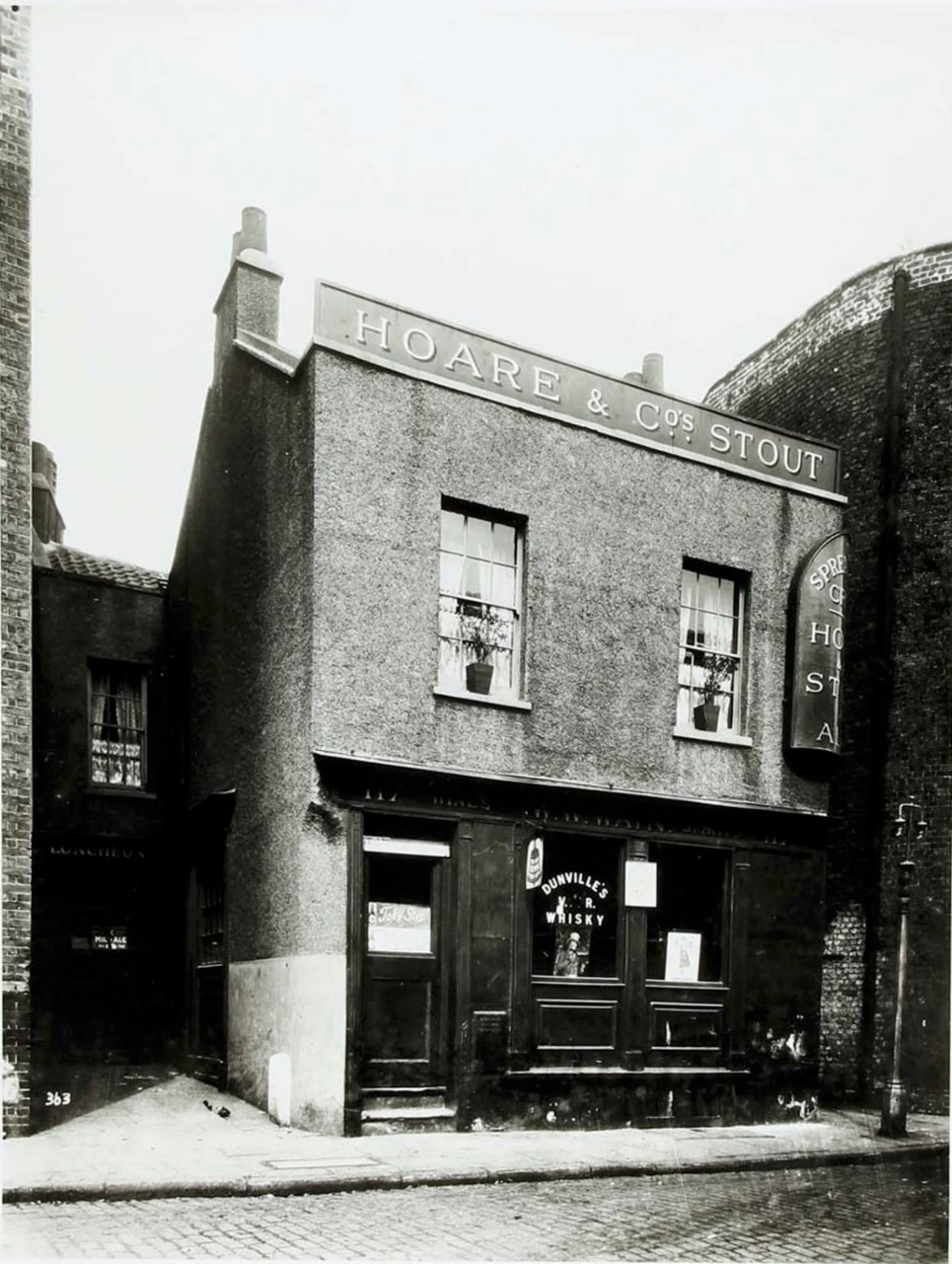 Rotherhithe Street, Mayflower formerly  The Spread Eagle.  X..jpg