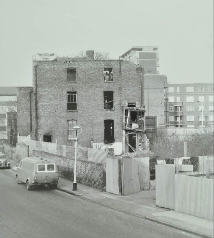Ossary Road. looking towards Old Kent Road.   X..png
