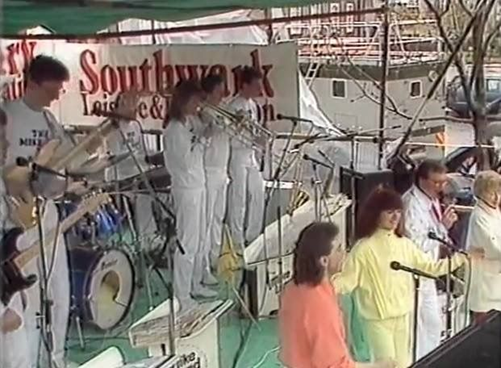 Jamaica Road, Bermondsey, The London Marathan 1986.      X..png