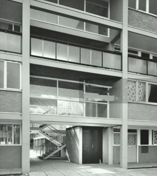 Eugenia Road, Bermondsey, Silwood Estate 1957.   X..png