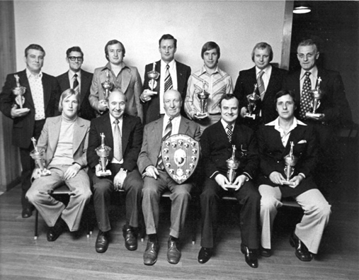 Orb Street, the Prince Regent Pub Darts Team, after the league win in the early 1970's with George Jeff the landlord in the centre.    X..png