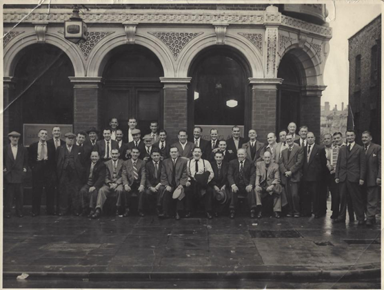 Bermondsey Street, The Hand & Marigold Pub ,1950s.   X..png