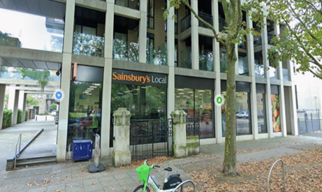 4. Spa Road, Town Hall Gates before Sainsburys.  X..png