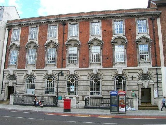 Borough Post Office, Borough High Street.jpg