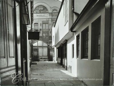 Hop Warehouse, 52 Borough High Street Calvert's Buildings.jpg