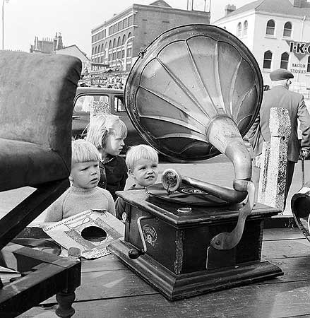 Bermondsey Antique Market.jpg