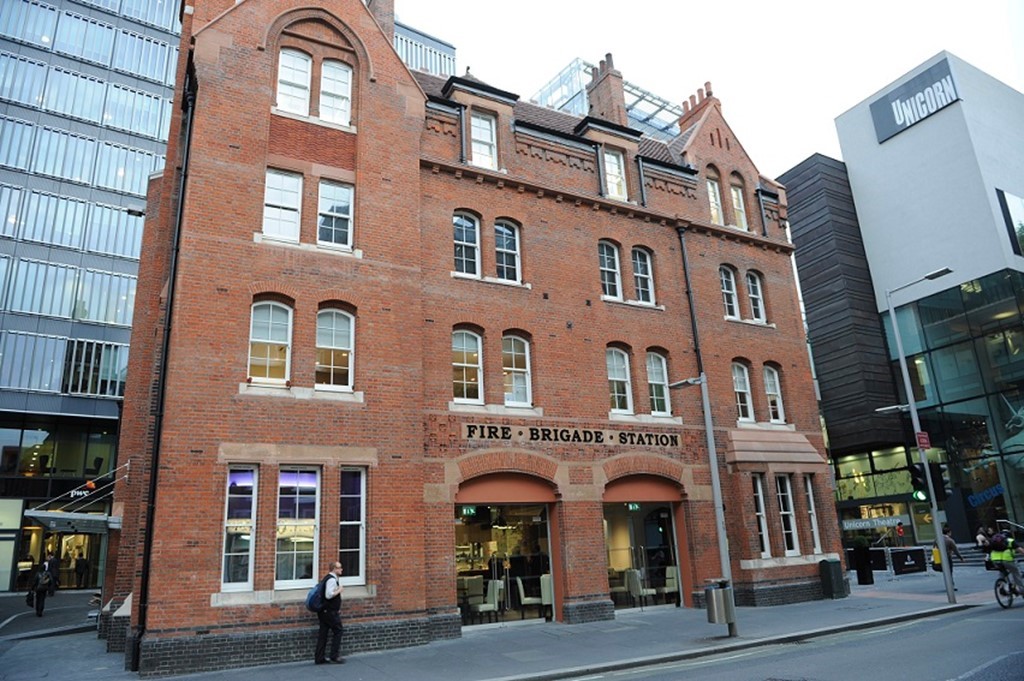 Tooley Street Fire Station is now home to Brigade, an all-day bar and bistro. 2017.jpg