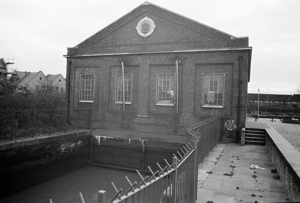 lavender Road Pump House Rotherhithe. X.jpg
