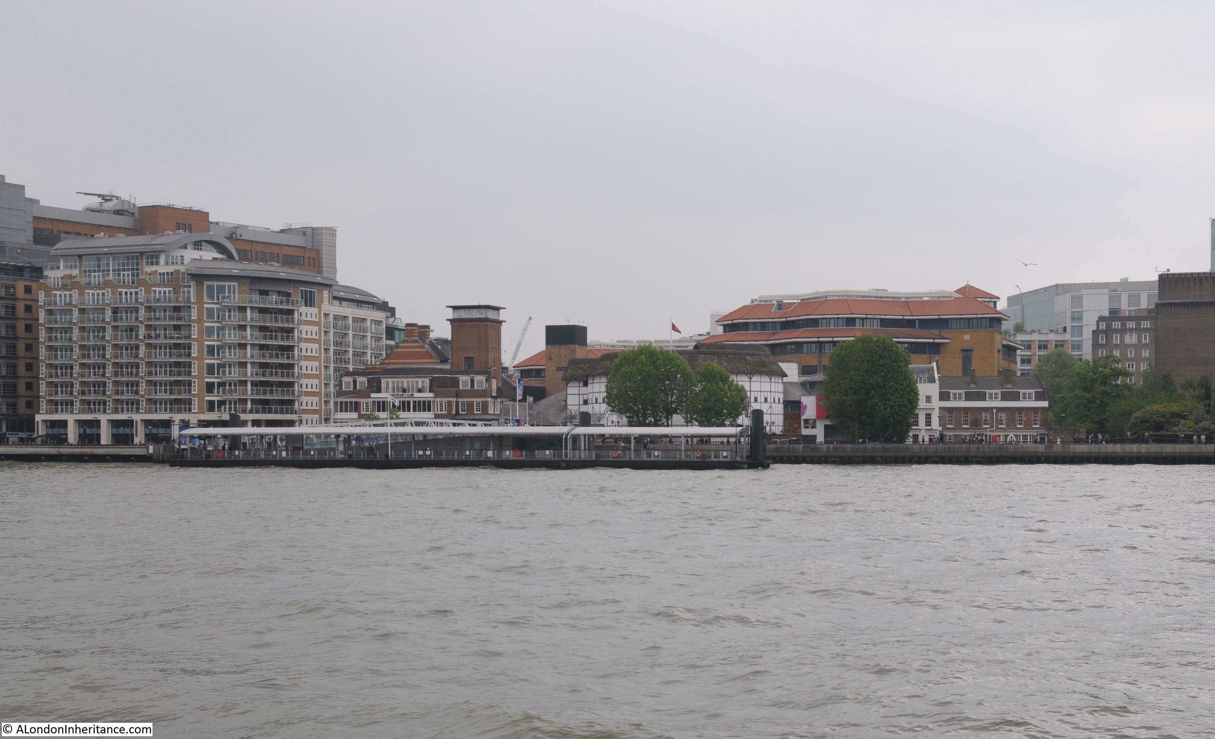 BANKSIDE FROM THE RIVER THAMES. THE GLOBE THEATER (WHITE BUILDING) 2016.  X.jpg