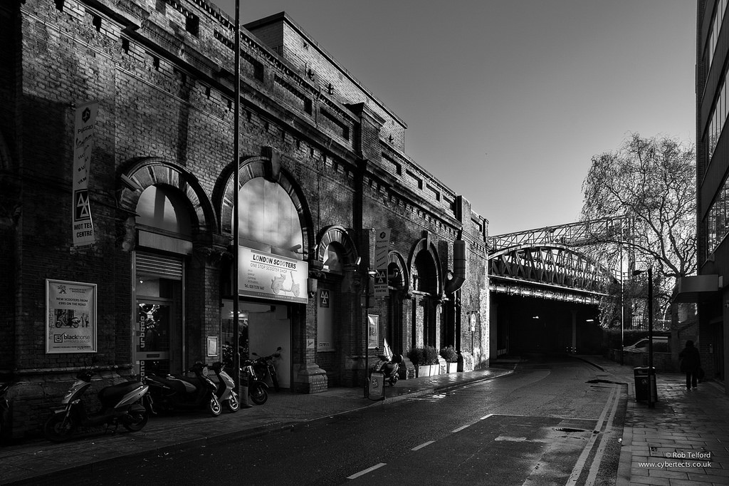 CRUCIFIX LANE. BERMONDSEY X.jpg
