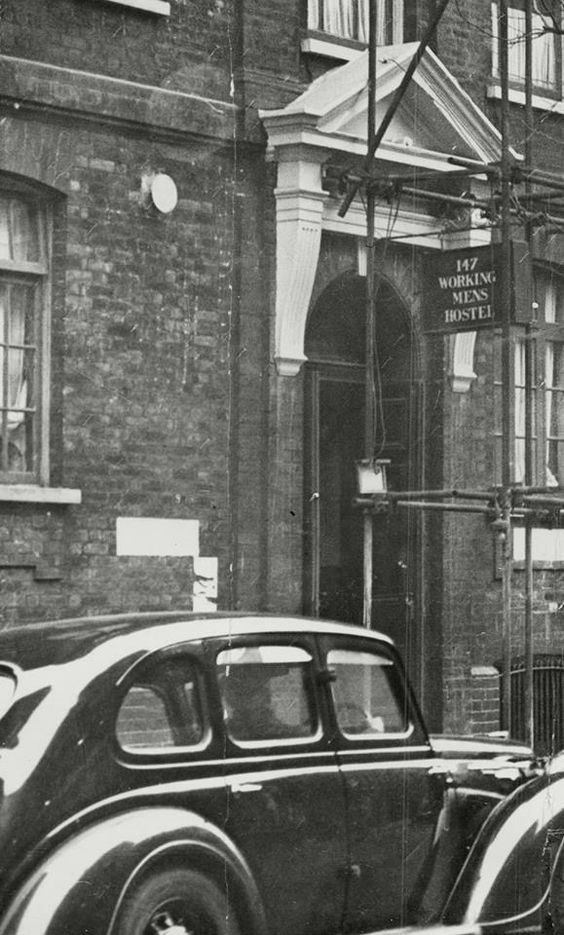 Tooley Street, Bermondsey, Working Mens Hostel Club..jpg
