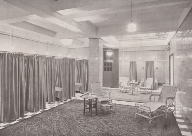 Grange Road,Turkish room at Bermondsey Public Baths.jpg