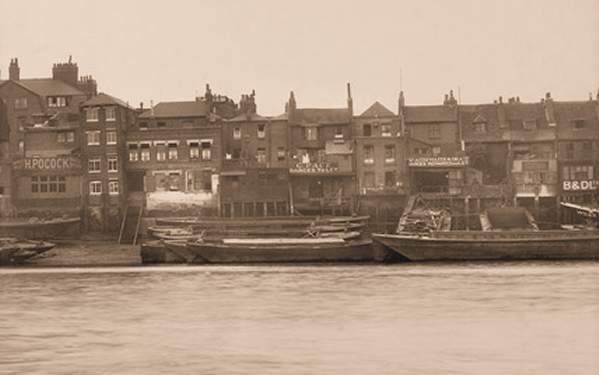Fulford Street, Braithwaite’s building, with four floors (immediately to the right of the larger building with ‘Pocock’ on it,1937..jpg