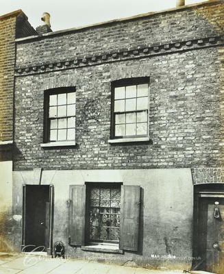 Adam Street, Rotherhithe, number 3.jpg