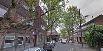 Alscot Road now runs from Spa Road, across Grange Road and stops here, at the end of the Solarium building..jpg