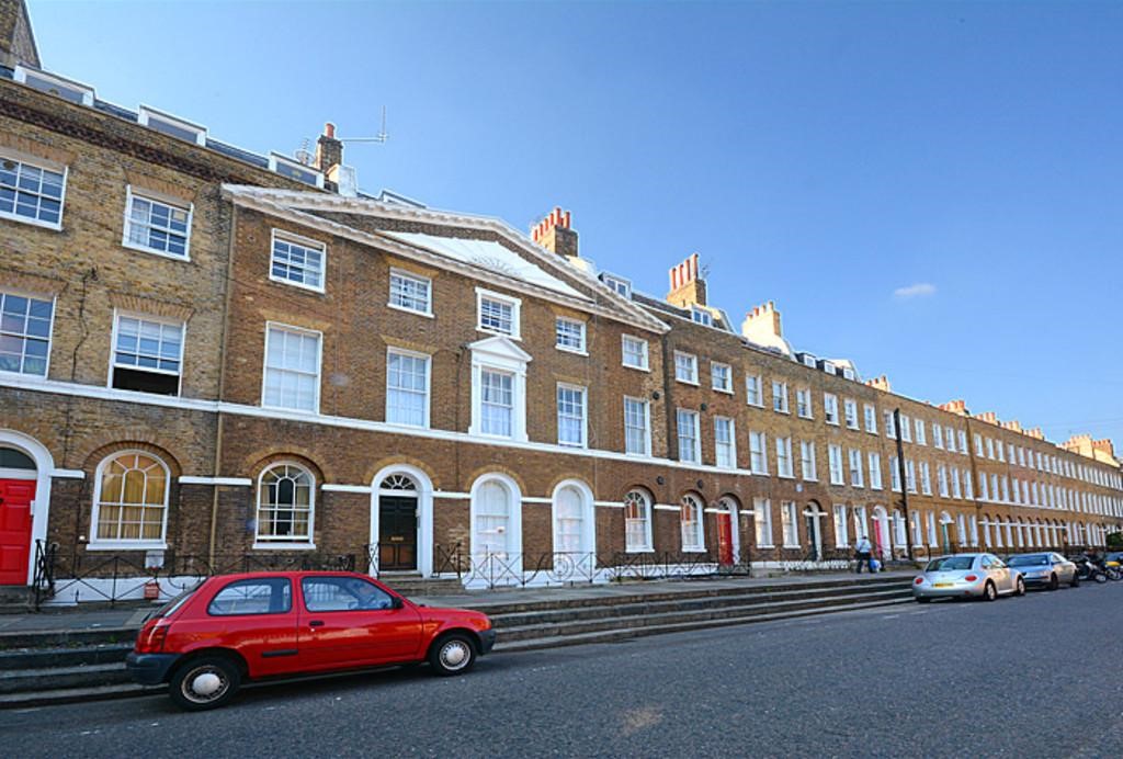 Surrey square c 2016..jpg